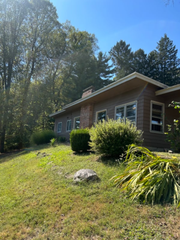 Primary Photo - 2081 Welsh Hills Rd NE