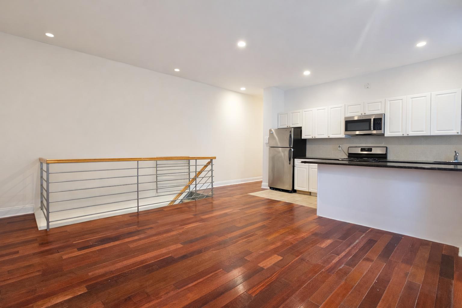 Building Photo - 270 Fort Washington Ave