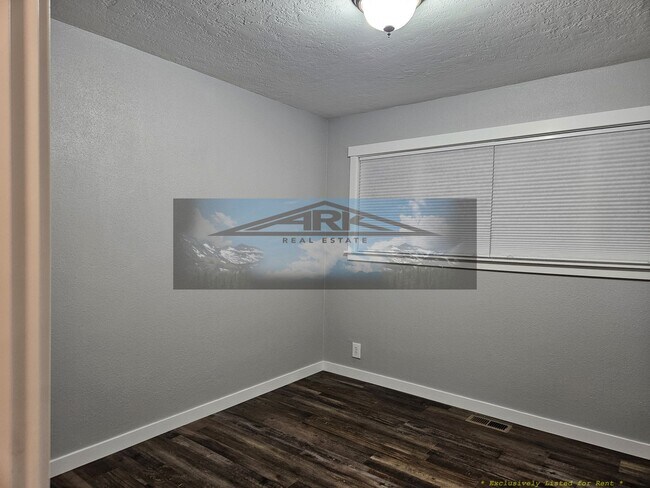 Building Photo - 53311 W Lane Rd