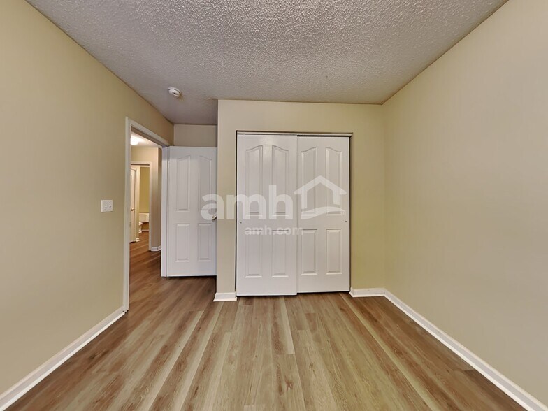 Building Photo - 185 Chemistry Cir
