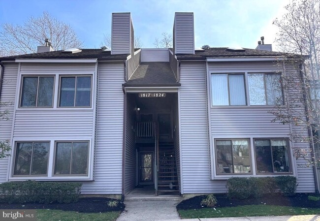 Building Photo - 1821 The Woods II