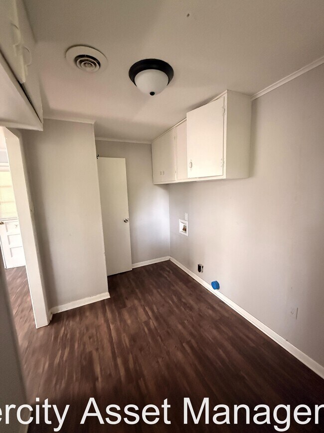 Building Photo - 3692 Huntingdon Ln