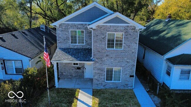 Primary Photo - 526 N Elder Ave