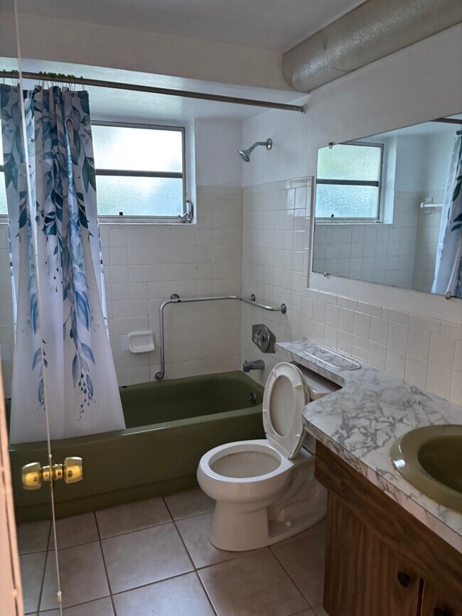 Building Photo - 12411 Partridge Hill Row