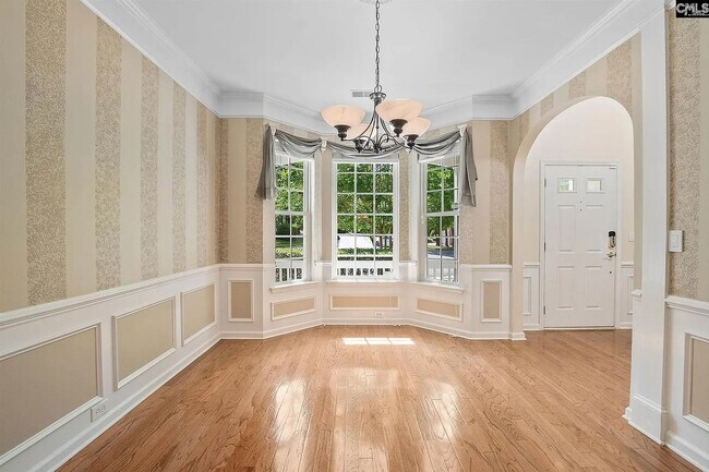 Building Photo - Spacious home located in the beautiful and well-established community of Magnolia Bluff in Lake C...
