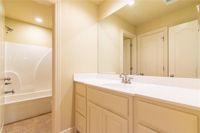 Building Photo - 4053 Zion Valley Dr