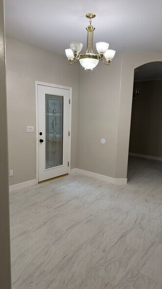 Building Photo - 7118 Rhone Dr