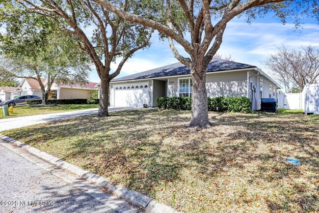 Building Photo - 12967 Canyon Creek Trail S