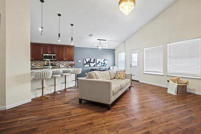 Building Photo - 1412 Cheyenne Rd