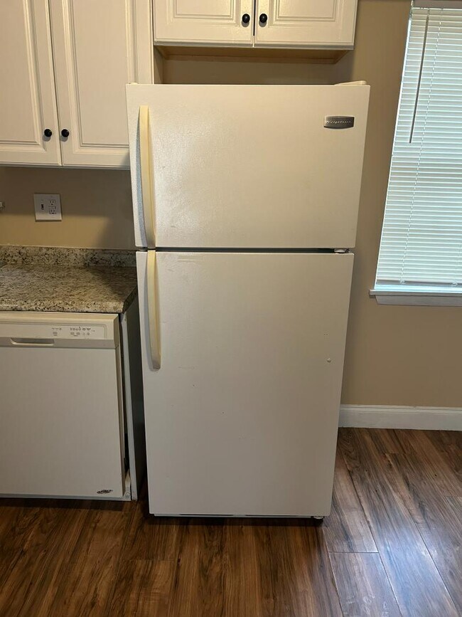 Building Photo - 3502 Penny St SW