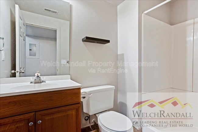 Building Photo - 460 E 475 N