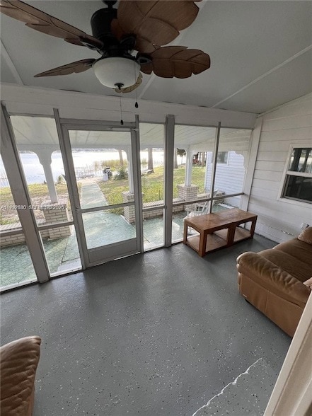 Building Photo - 310 S 3rd St