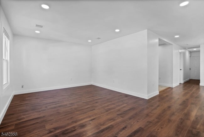 Building Photo - 651 S 17th St