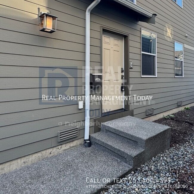 Building Photo - 3114 14th Ave NW