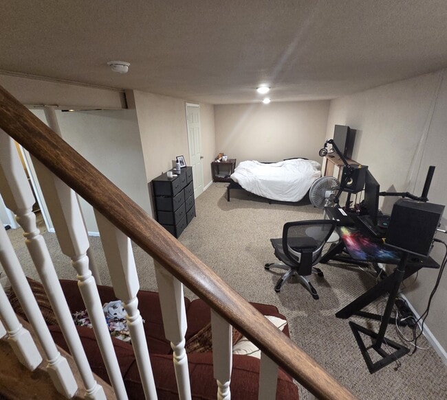 Building Photo - 1797 Cedaridge Dr