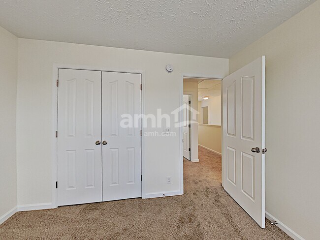 Building Photo - 747 Pantera Dr