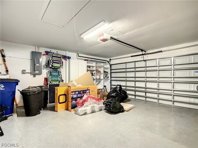 Building Photo - 13633 Admiral Ct