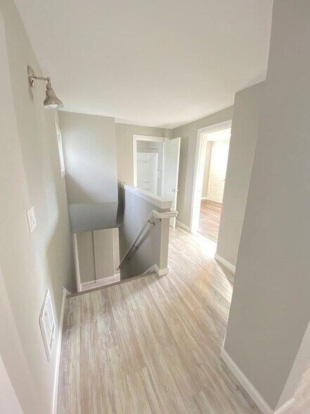 Building Photo - 1524 S 8TH ST