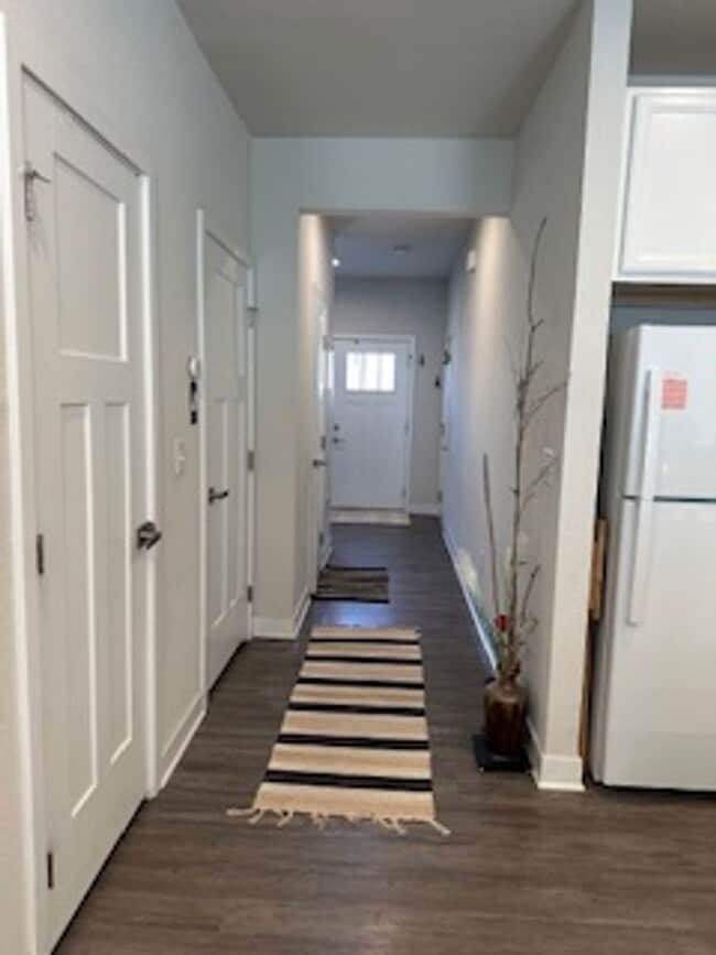 Building Photo - Chesapeake-Townhouse-Cardinal Meadows-3BR-2.5BA-1 Car Garage