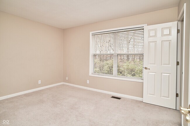 Building Photo - 11202 Timberview Dr