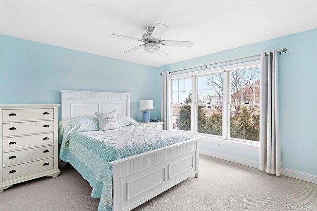 Building Photo - 176 Beach Ln