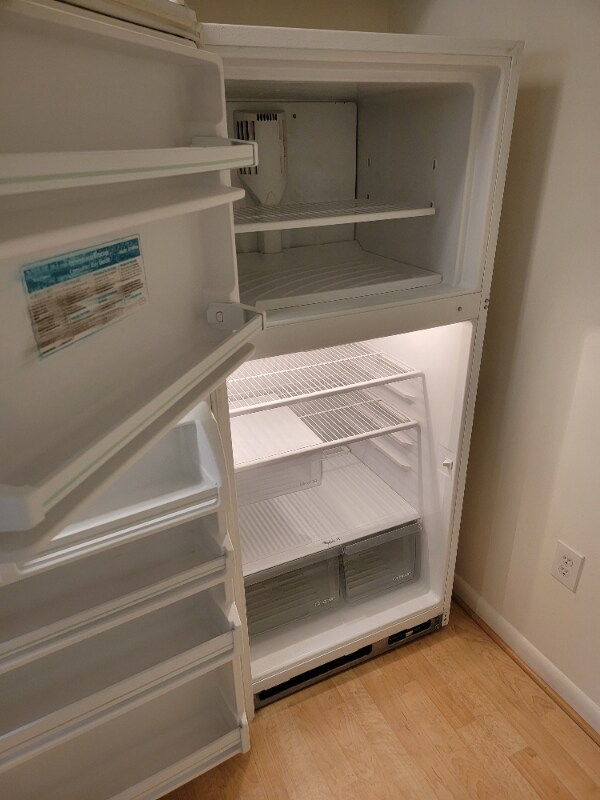 Building Photo - 815 Stoll St