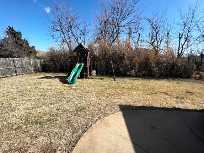 Building Photo - 8224 Hillers Rd