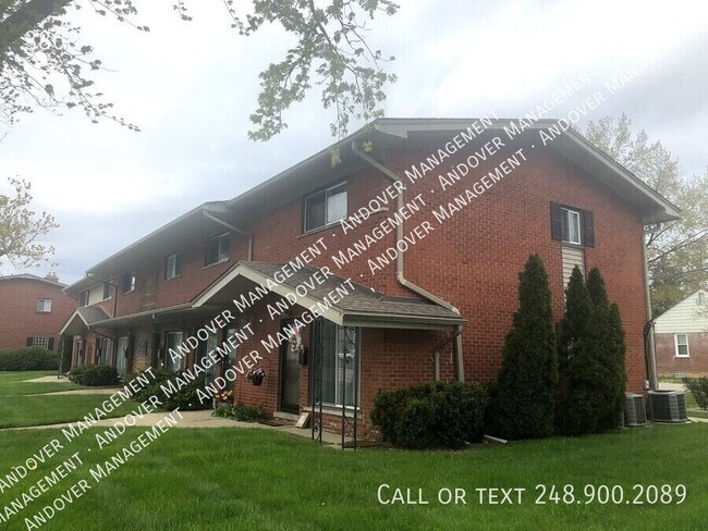 Primary Photo - 3800 Normandy Rd