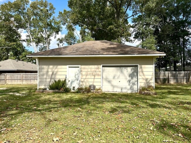 Building Photo - Charming 3 Bedroom 2 Bath home for Rent in Zachary