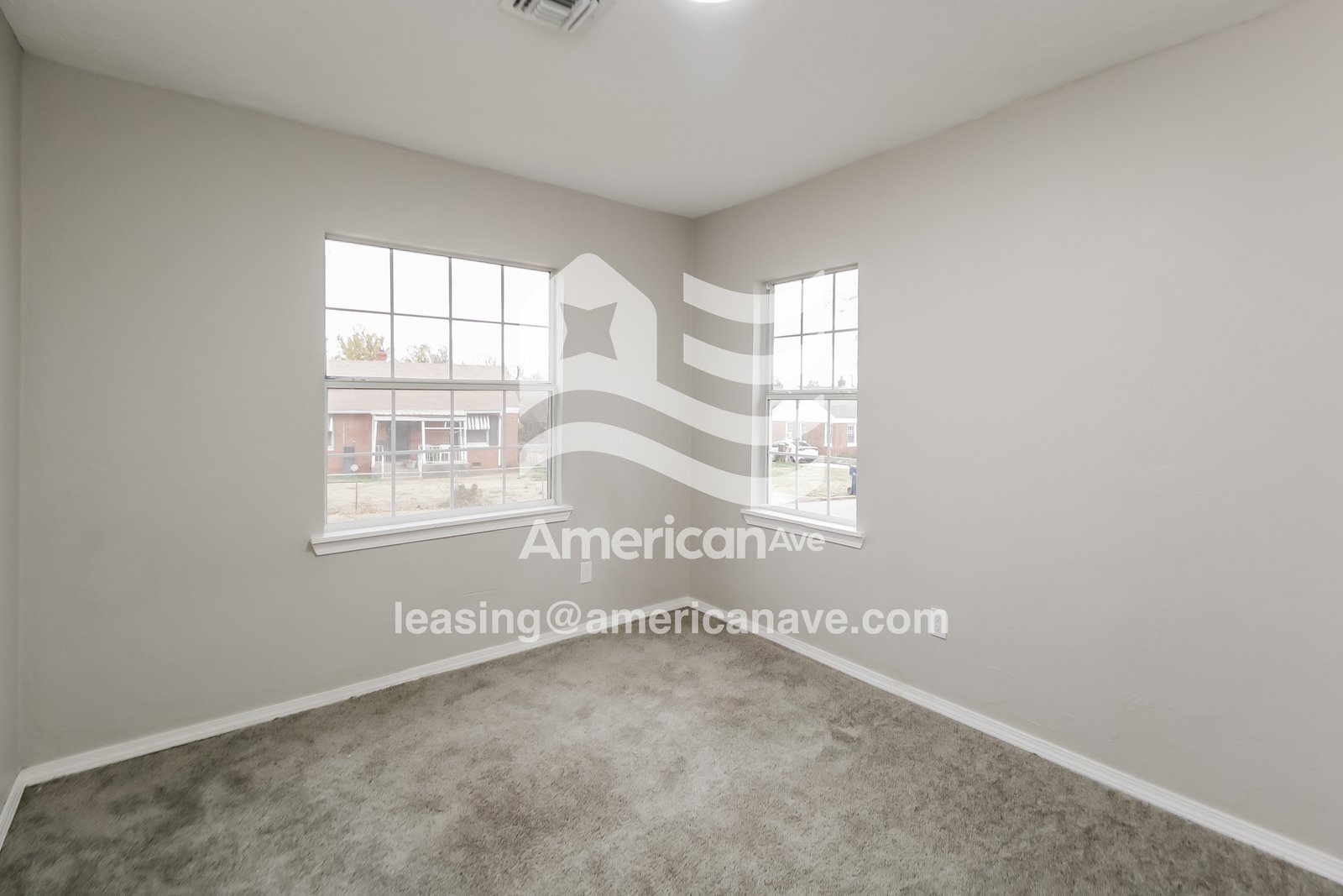 Building Photo - 2017 Miramar Blvd