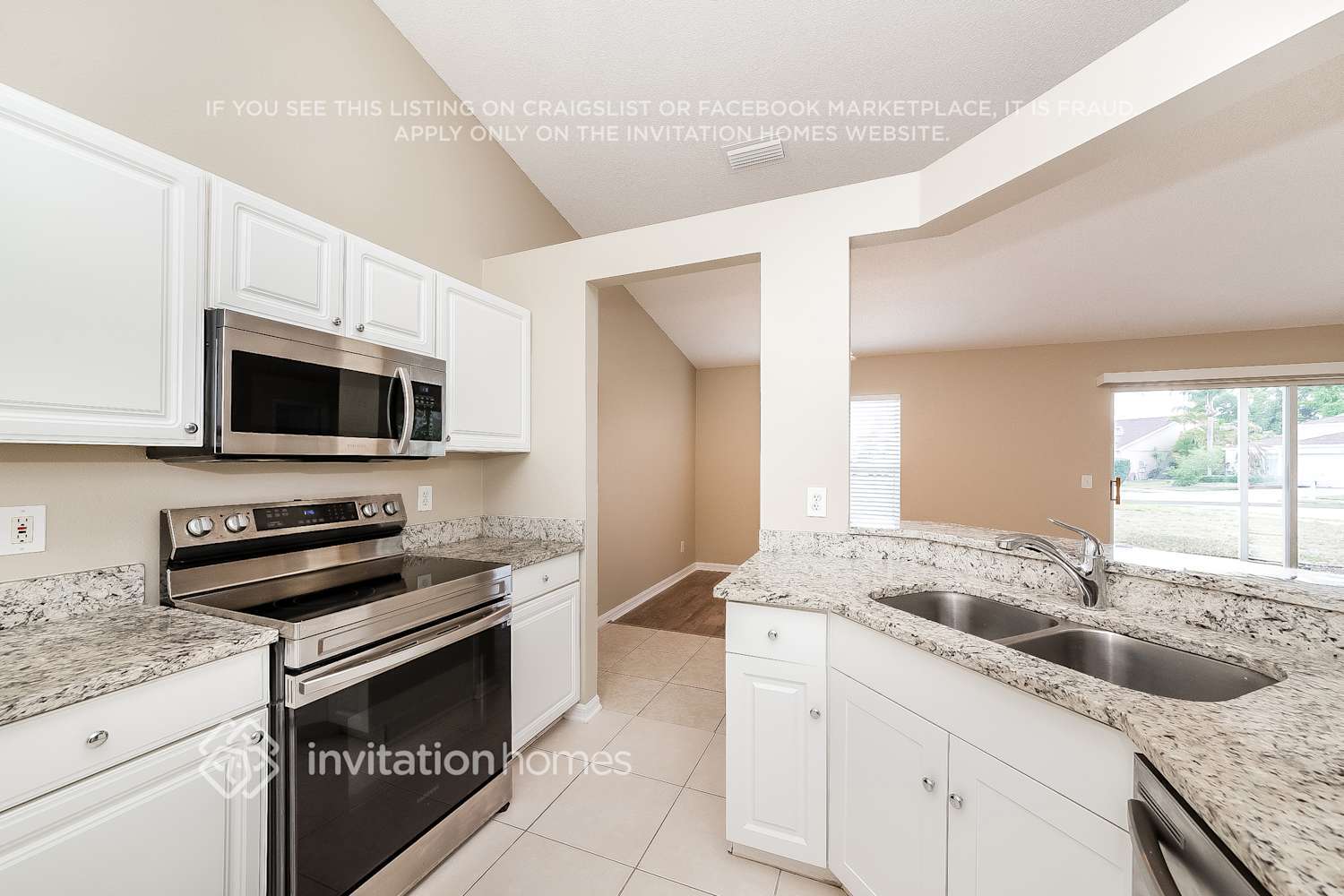 Building Photo - 4635 Sanibel Way