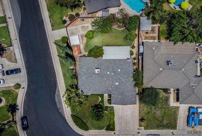 Building Photo - Available Now