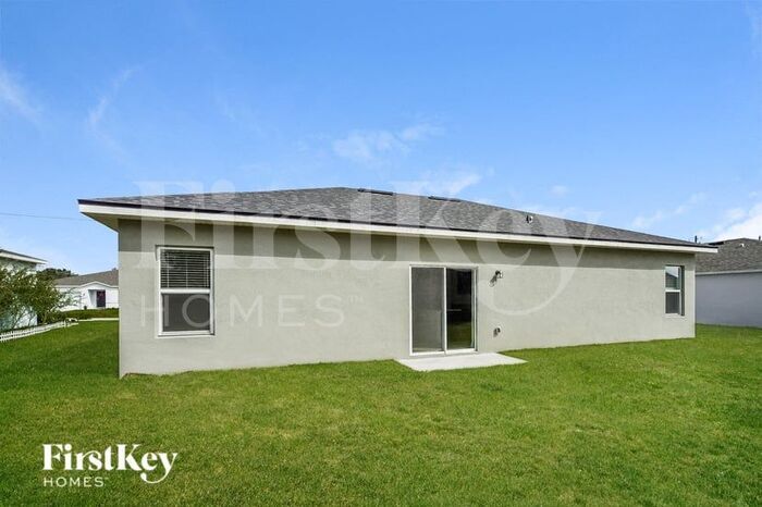 Building Photo - 1435 Punta Gorda Dr
