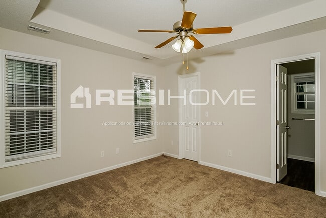 Building Photo - 702 Carter Grove Rd