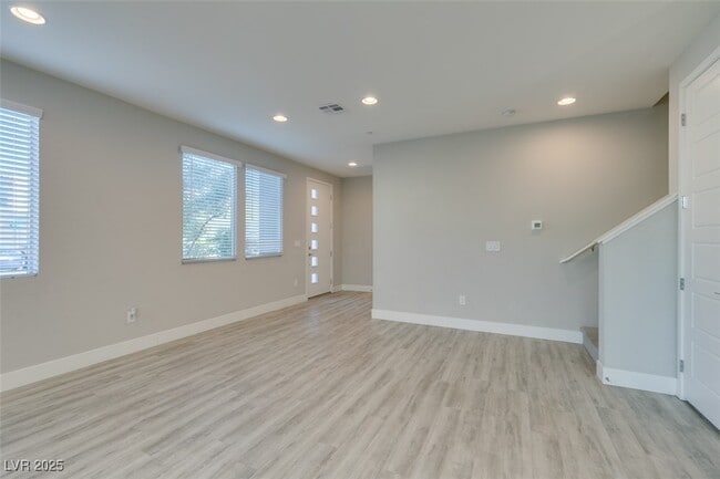 Building Photo - 11323 Gravitation Dr