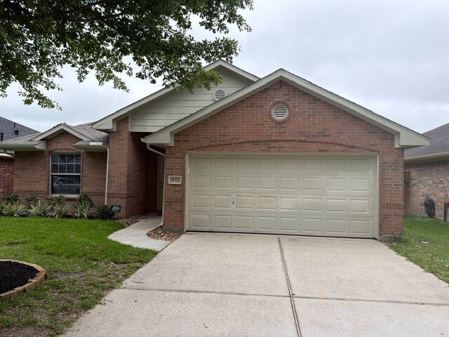 Building Photo - 32327 Cross Spring Park Ln