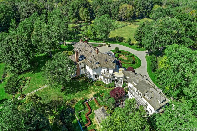 Building Photo - 270 Guard Hill Rd