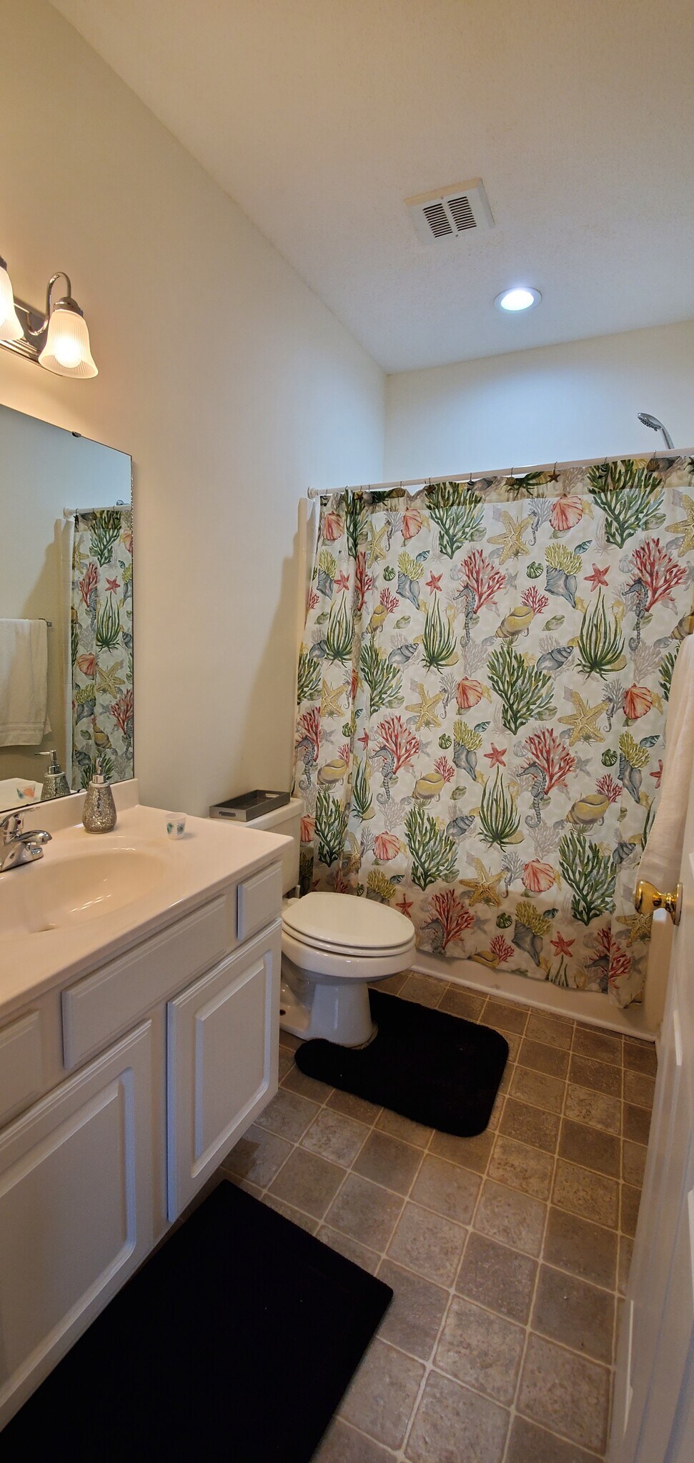 Master Bath - 2090 Cross Gate Blvd