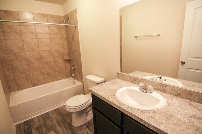 Building Photo - Evergreen Villas - 13147 Italian Cypress T...
