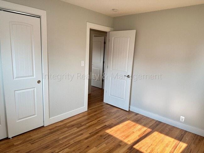 Building Photo - 3092 W Layton Ave