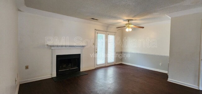 Building Photo - 1681 Winchester Way SE