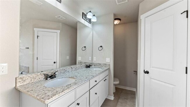 Building Photo - 3960 Deerhurst St