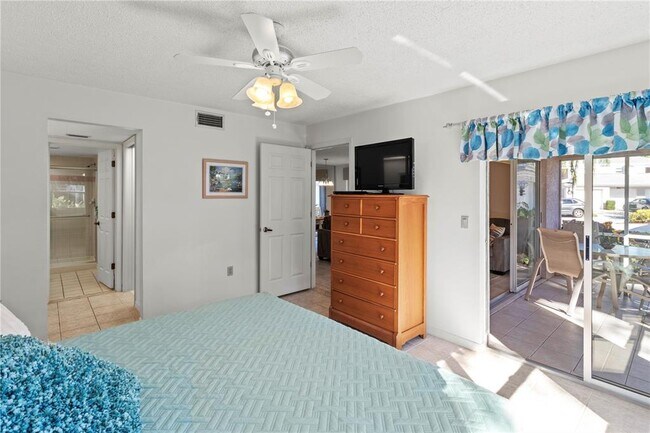 Building Photo - 5697 Sheffield Greene Cir