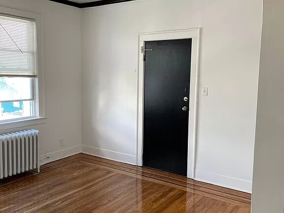 Building Photo - 139 Myrtle Ave