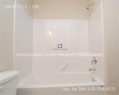 Building Photo - 198 N 725 E
