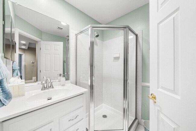 Building Photo - 4620 Knight Pl