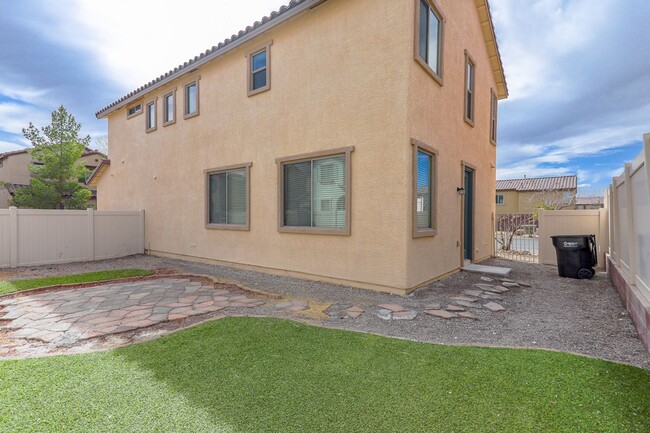 Building Photo - North Las Vegas Gated Community Home W/ Co...