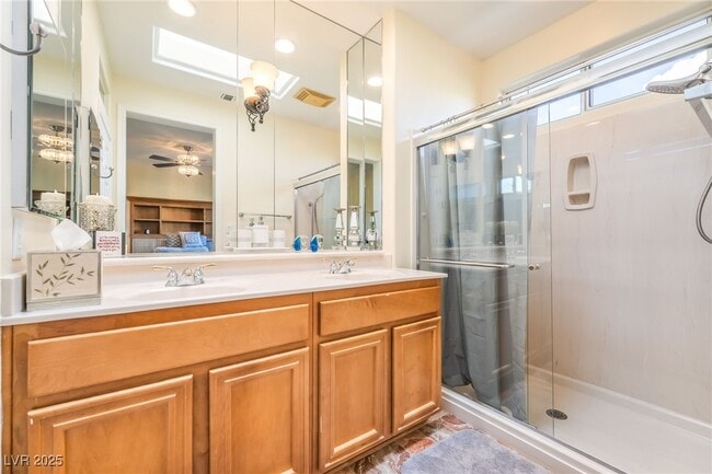 Building Photo - 2706 Grand Forks Rd