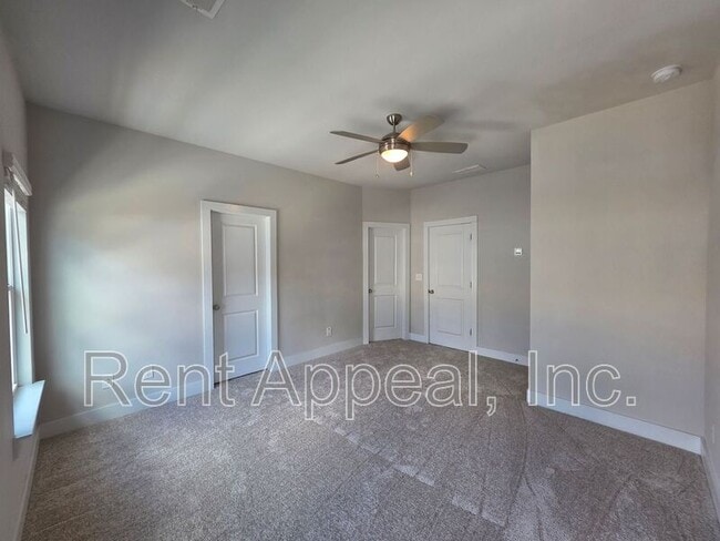 Building Photo - 3779 Oxford Cir