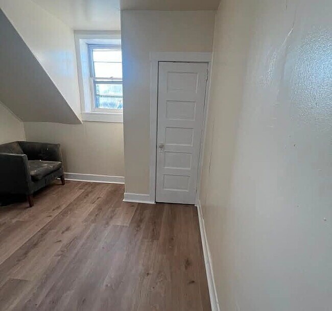 Building Photo - Single family home